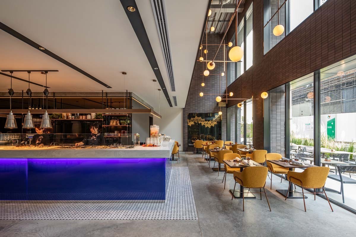 THE LIVELY KITCHEN 大阪本町　花見の合間にランチで整える
